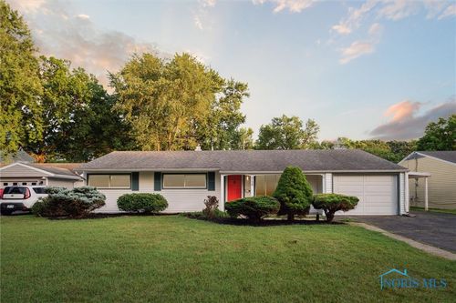 3129 Elmview Drive, Toledo, OH, 43613 | Card Image