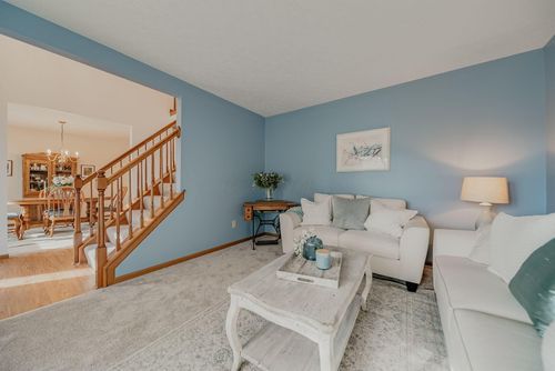 106 Wyckshire Dr, Pataskala, OH, 43062-7345 | Card Image