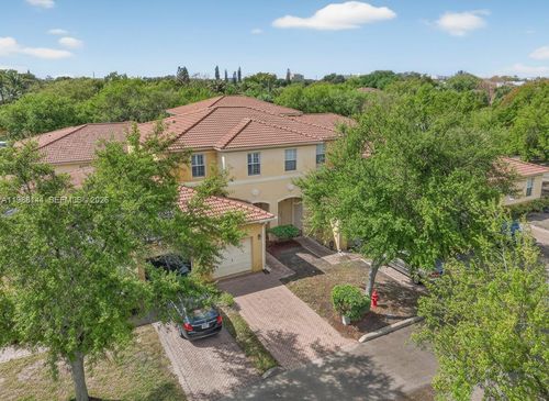 661 Nw 21st Ave, Pompano Beach, FL, 33069-2440 | Card Image