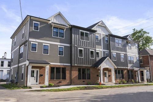 535 W Chapel Street, Columbus, OH, 43215 | Card Image
