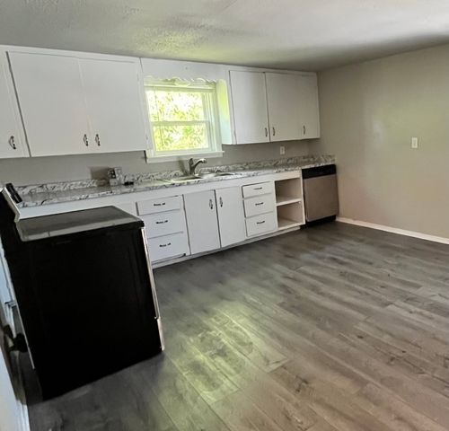 a-821 Bond St, Fort Worth, TX, 76114-3202 | Card Image