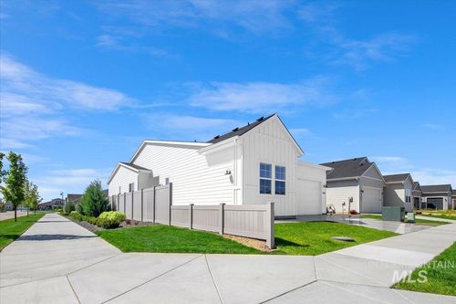 8651 W Stillmore St, Star, ID, 83669-1063 | Card Image