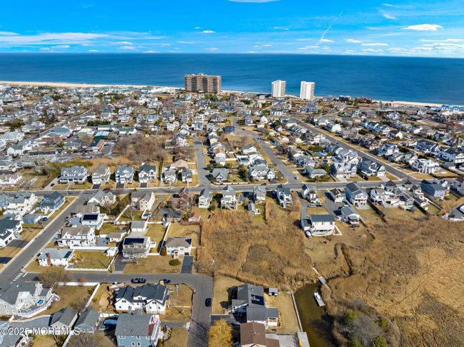 52 Riverdale Ave, House other with 3 bedrooms, 3 bathrooms and null parking in Monmouth Beach NJ | Image 72