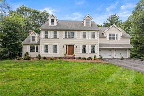 80 Northridge Dr, East Bridgewater, MA, 02333 | Card Image