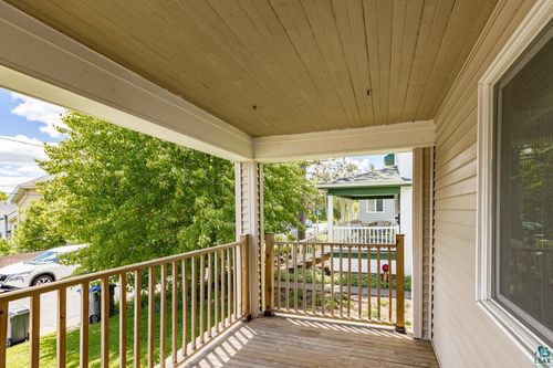 9 St. Louis Ct, Duluth, MN, 55808 | Card Image