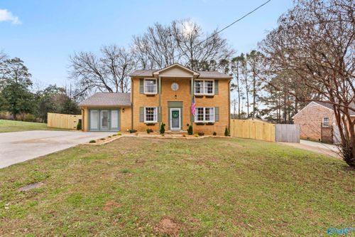 2624 Valley Brook Dr Ne, Huntsville, AL, 35811-1916 | Card Image