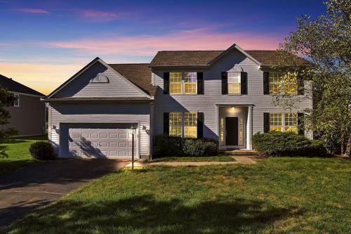 3717 Hickory Field Ln, Powell, OH, 43065-7351 | Card Image