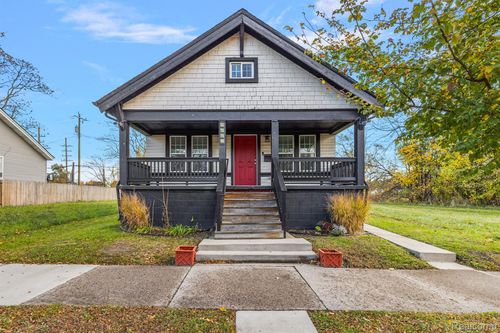 2552 Beals St, Detroit, MI, 48214-1775 | Card Image