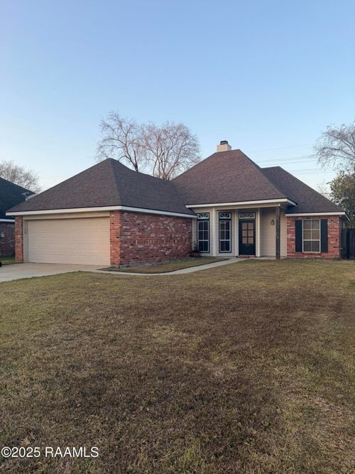 214 Pear Tree Cir, Broussard, LA, 70518-7240 | Card Image