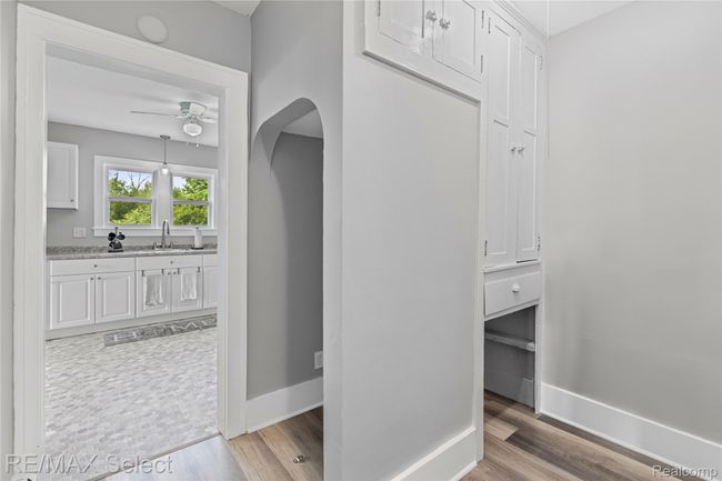 3933 East St 31.jpg | Image 30