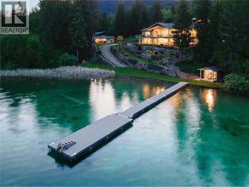 3898 Parri Rd, Sorrento, BC, V0E2W0 | Card Image