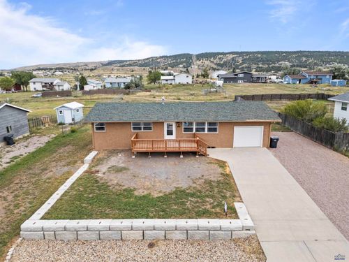 3345 Stirrup St, Newcastle, WY, 82701-2314 | Card Image