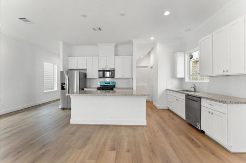 6402 Pregenero Ln, Houston, TX, 77048-1436 | Card Image