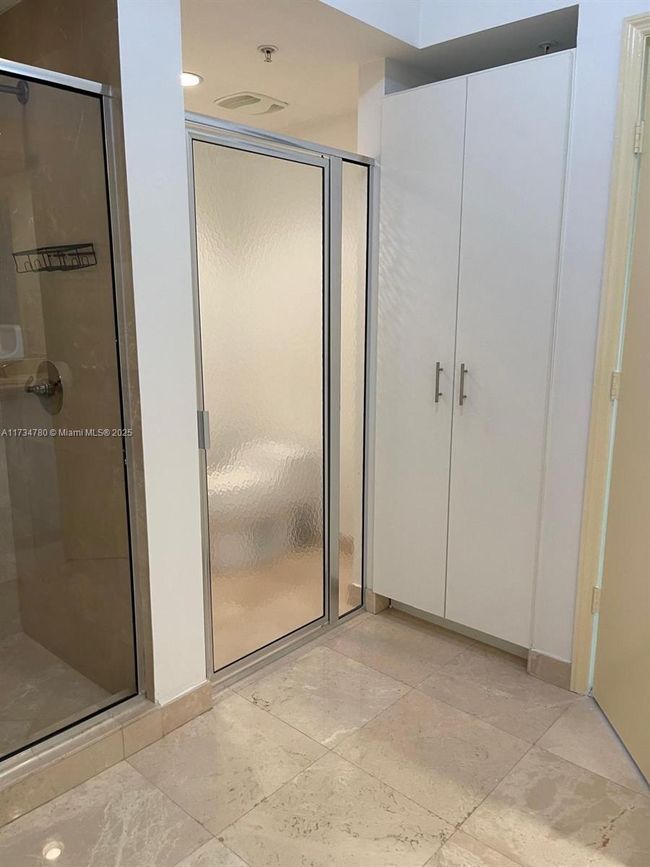 APT-1103 - 15051 Royal Oaks Ln, Condo with 3 bedrooms, 3 bathrooms and null parking in North Miami FL | Image 10