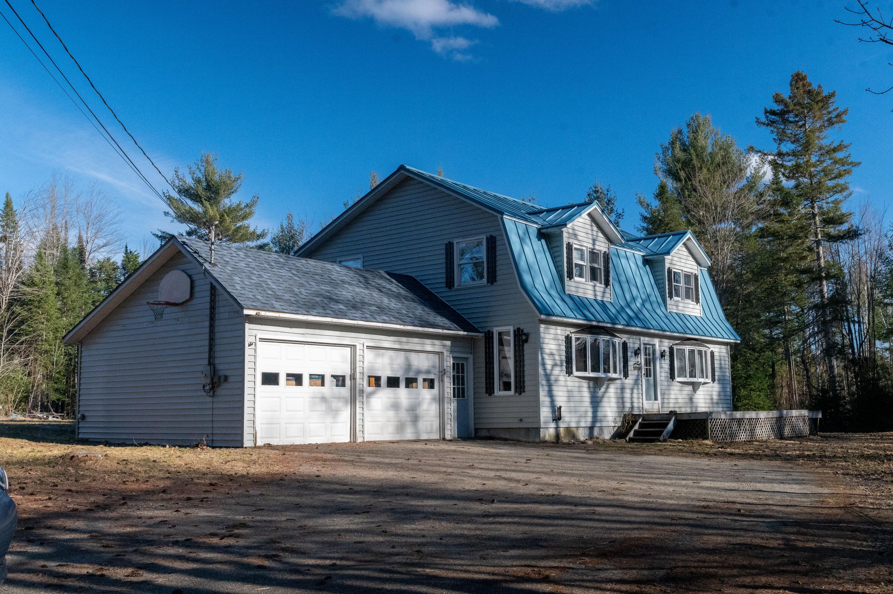 Hartland Rd, Canaan, ME 04924