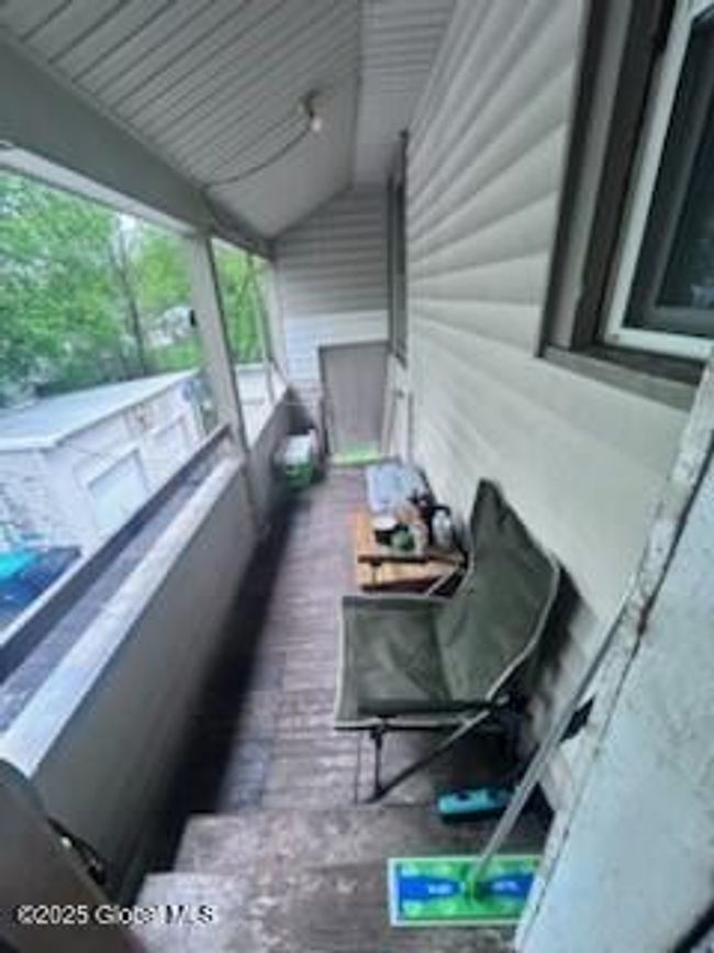 Unit 3 porch | Image 30