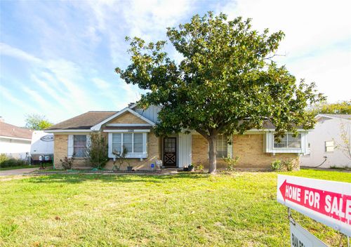 11818 Moonmist Dr, Houston, TX, 77072-1842 | Card Image