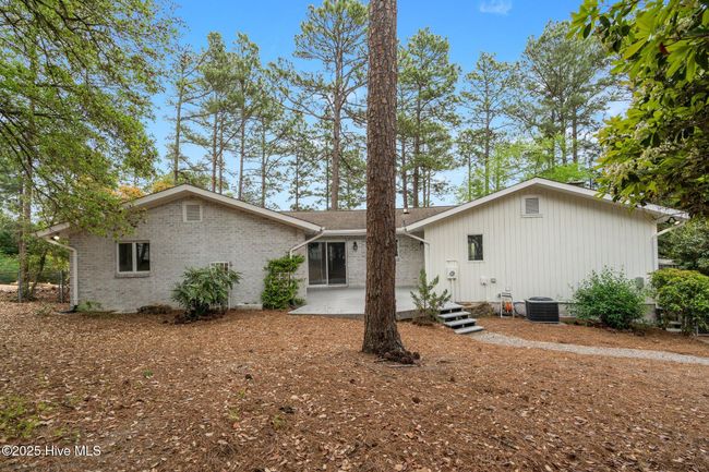 565 Lake Forest Dr Se, House other with 3 bedrooms, 3 bathrooms and 2 parking in Pinehurst NC | Image 44
