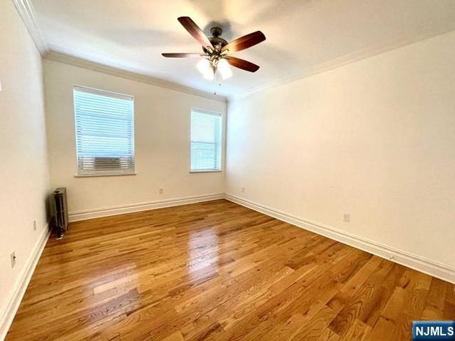 855 Broad Ave, Home with 1 bedrooms, 1 bathrooms and null parking in Ridgefield NJ | Image 14
