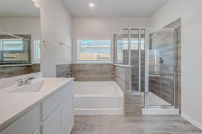 27083 Badger Way, House other with 4 bedrooms, 4 bathrooms and null parking in Magnolia TX | Image 20