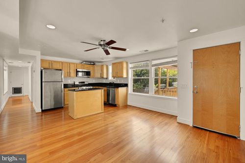 apt-102-610 Jefferson St Nw, WASHINGTON, DC, 20011-7747 | Card Image