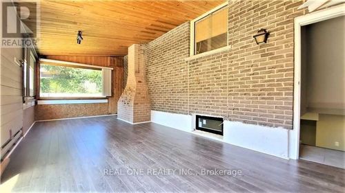 lower-133 Mccraney St W, Oakville, ON, L6H1H5 | Card Image