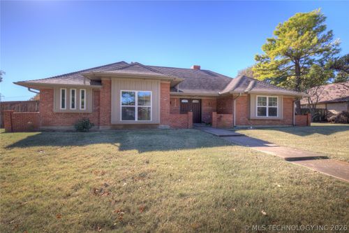 7114 E 90th Pl, Tulsa, OK, 74133-5030 | Card Image