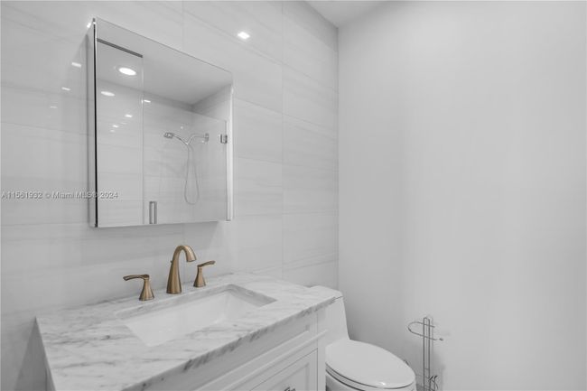 PH-04 - 9703 Collins Ave., Condo with 2 bedrooms, 2 bathrooms and null parking in Bal Harbour FL | Image 20