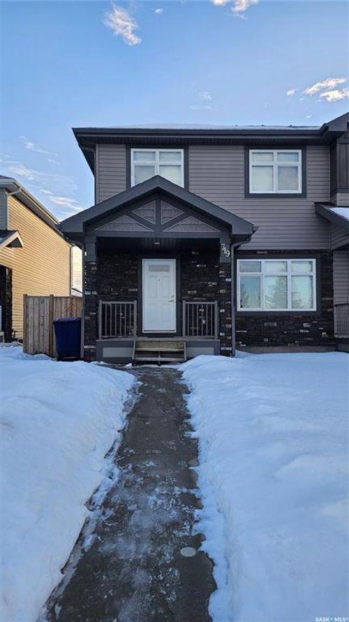 719 Pringle Cres, Saskatoon, SK, S7T0S7 | Card Image
