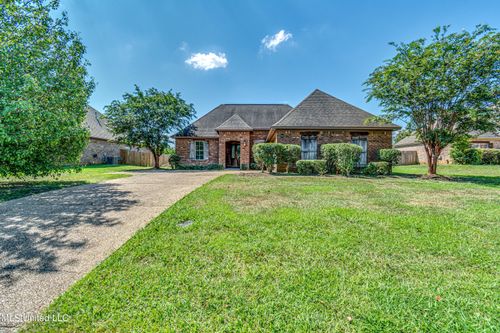 991 N Azalea Dr, Madison, MS, 39110-8581 | Card Image