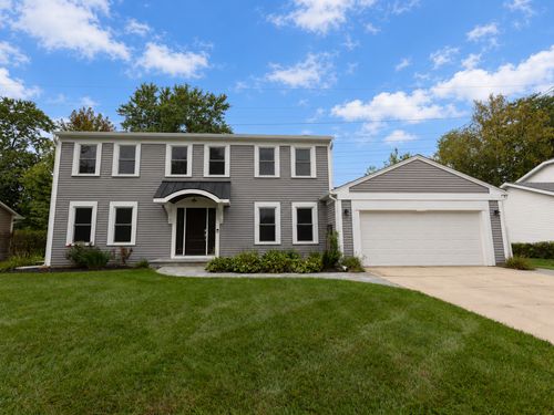 1203 Claridge Dr, Libertyville, IL, 60048-1242 | Card Image