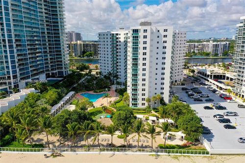 apt-349-3001 S Ocean Dr, Hollywood, FL, 33019-2864 | Card Image