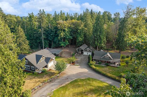 1035 Red Tail Ln, Bellingham, WA, 98226-7592 | Card Image
