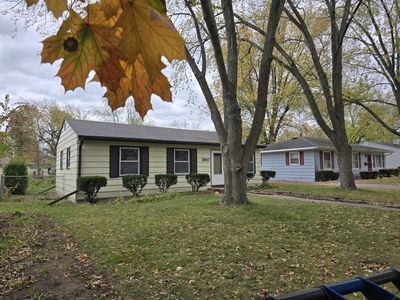 1907 20th Street, House other with 3 bedrooms, 1 bathrooms and 2 parking in Zion IL | Image 1