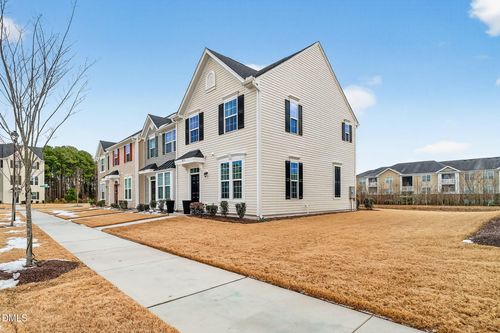 4922 Crossley St, Raleigh, NC, 27616-2601 | Card Image