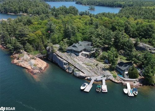 91 A96 Island, Pointe au Baril, ON, P0G1K0 | Card Image