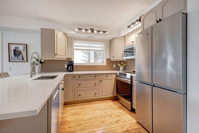 3053 - 1818 Simcoe Blvd Sw, Condo with 3 bedrooms, 2 bathrooms and 1 parking in Calgary AB | Image 4