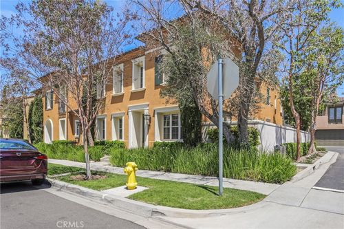 89 Chantilly, Irvine, CA, 92620-2804 | Card Image