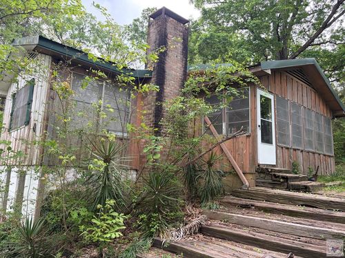 107 Lakeshore Rd., Saratoga, AR, 71859 | Card Image