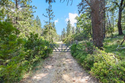 7665 Happy Valley Rd, Somerset, CA, 95684 | Card Image