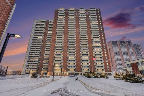 1503-5 Massey Sq, East York, ON, M4C5L6 | Card Image