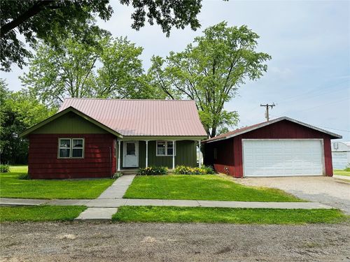 109 Pine St Nw, Blairstown, IA, 52209-7712 | Card Image