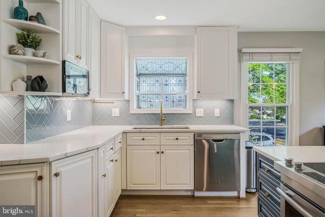 2583 John Milton Dr, House other with 4 bedrooms, 3 bathrooms and null parking in HERNDON VA | Image 16