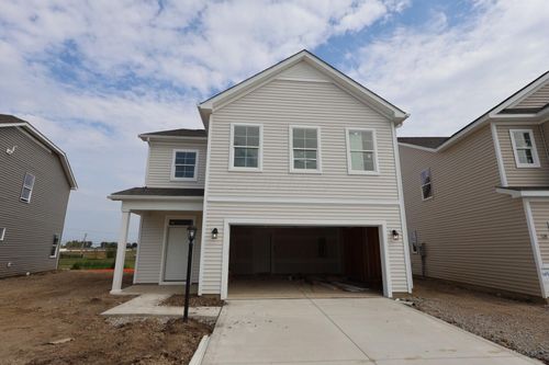 1015 Dawsons Dr, Hebron, OH, 43025 | Card Image