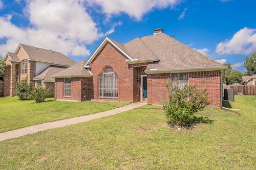 8109 Pacific St, Frisco, TX, 75035-7301 | Card Image