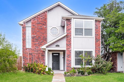 1401 Del Rio Dr, Mesquite, TX, 75149-1755 | Card Image