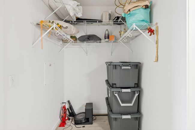 Primary walk-in closet | Image 13