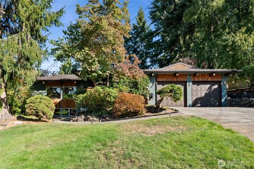 525 Forrest Park Dr, Fircrest, WA, 98466-6806 | Card Image