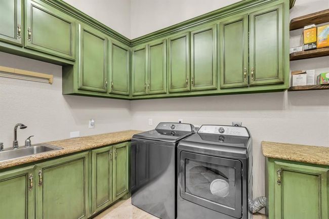 27919 Hansons Ct, House other with 5 bedrooms, 5 bathrooms and 3 parking in Spring TX | Image 19