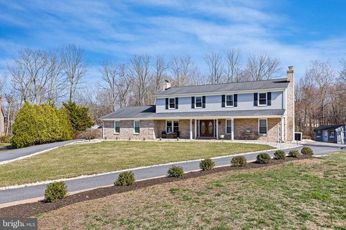 73 Bristle Cone Dr, BEAR, DE, 19701-2160 | Card Image